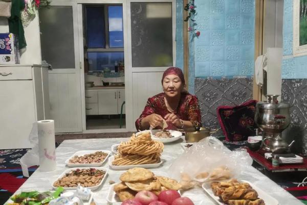 维吾尔族古尔邦节：团圆与祭献，感受宗教习俗
