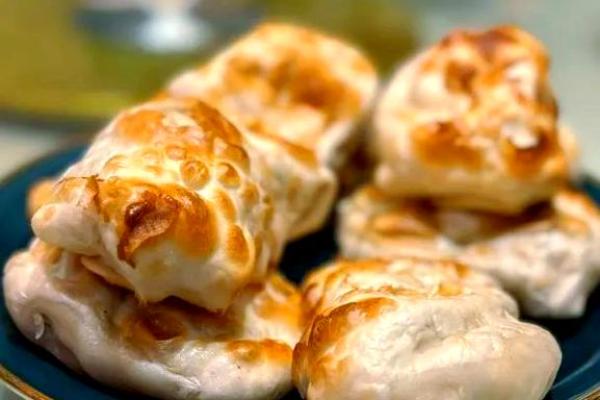 新疆：探索古尔邦节的传统习俗与美食文化