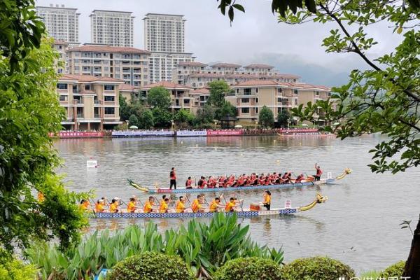 端午节:赛龙舟,弘扬屈原文化 端午节:赛龙舟,弘扬屈原文化