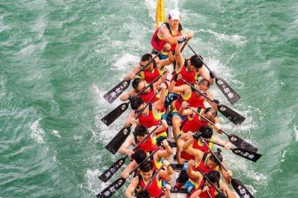 端午节:自然之美,踏水赏龙舟 端午节:自然之美,踏水赏龙舟