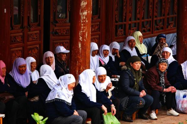 回族节日:传承习俗,品味回族文化 回族节日:传承习俗,品味回族文化