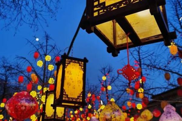 元宵：灯火璀璨，领略传统节庆的魅力