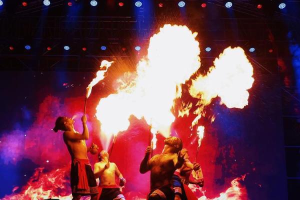 拉祜族的火把节：火光中的传统习俗与文化传承