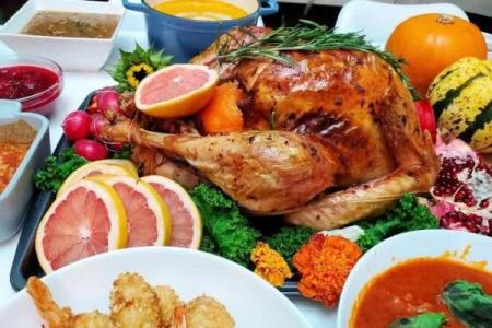 感恩节：温馨团聚，品味美国传统美食