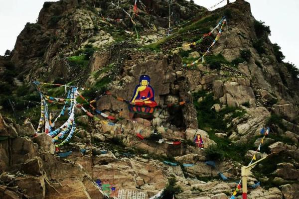 怒族祭山节：敬山祈福，感受怒族自然崇拜